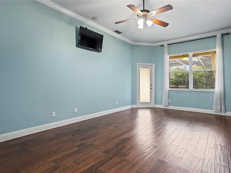 1393 Stanfield Cv — Photo 20