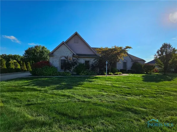8525 Snapdragon Ln, Monclova, OH 43542