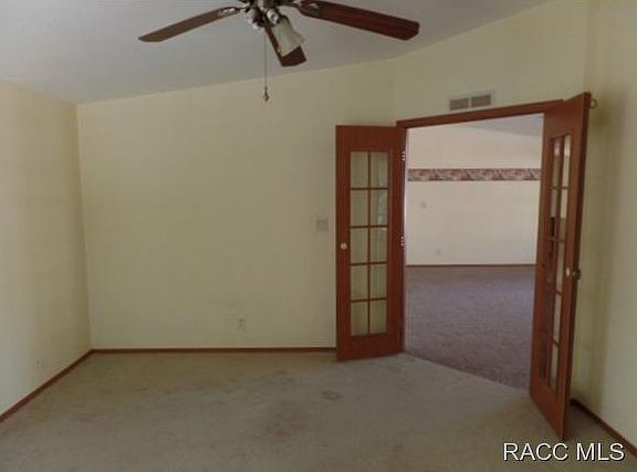 4th image of 1281 E La Salle St