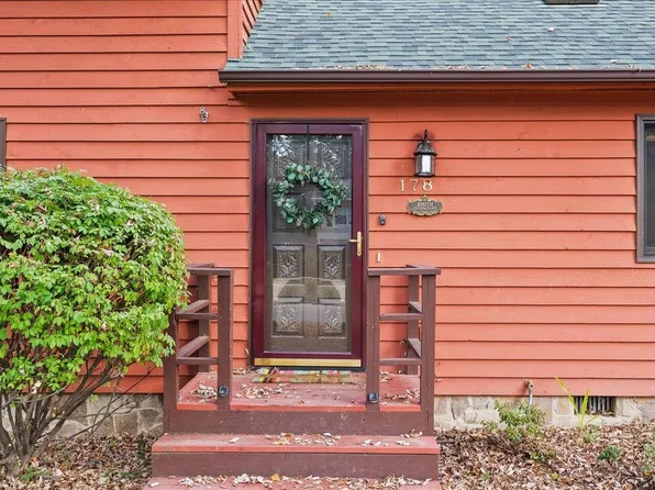 178 Falling Rock Dr, Stuarts Draft, VA 24477