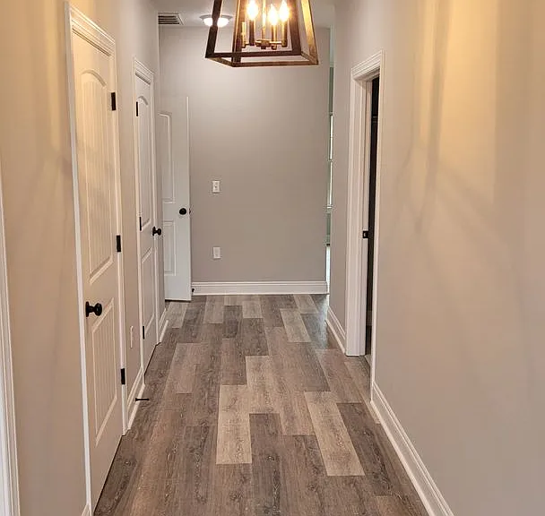 109 Jennie Dr — Photo 6