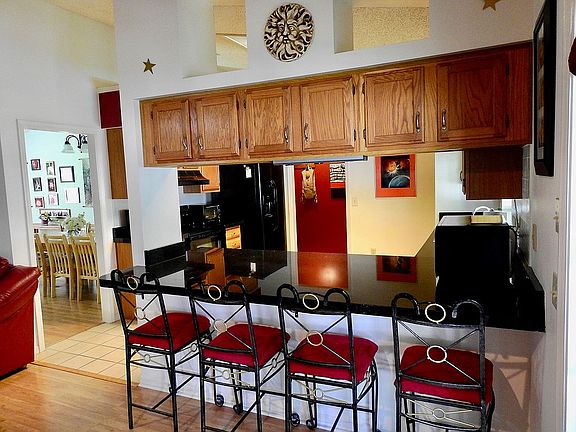 kitchen bar