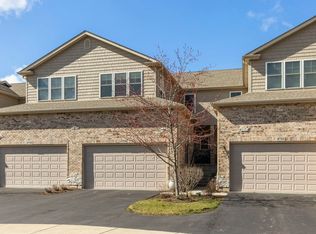 4728 Auvergne Ave, Lisle, IL 60532