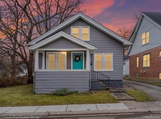 32 Stephens Ct, Pontiac, MI 48342