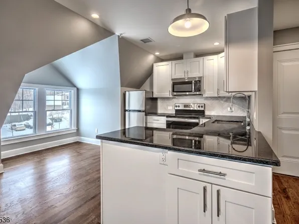 1934 Long Hill Rd #3, Millington, NJ 07946