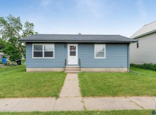 316 S Depot Ave, Garretson, SD 57030