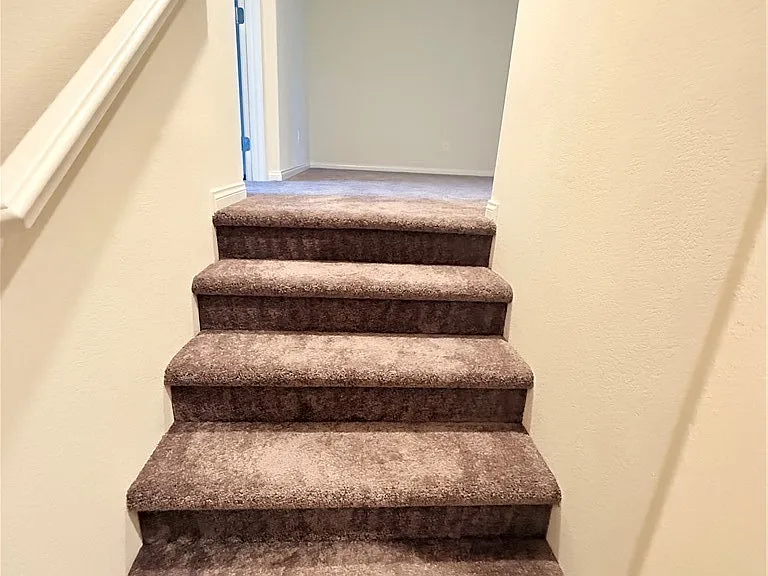 7331 Sunray Point St — Photo 17
