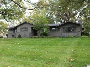 3423 S 102nd St, Omaha, NE 68124