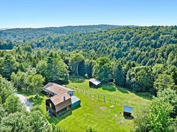 441 Casino Road, Williamstown, VT 05679