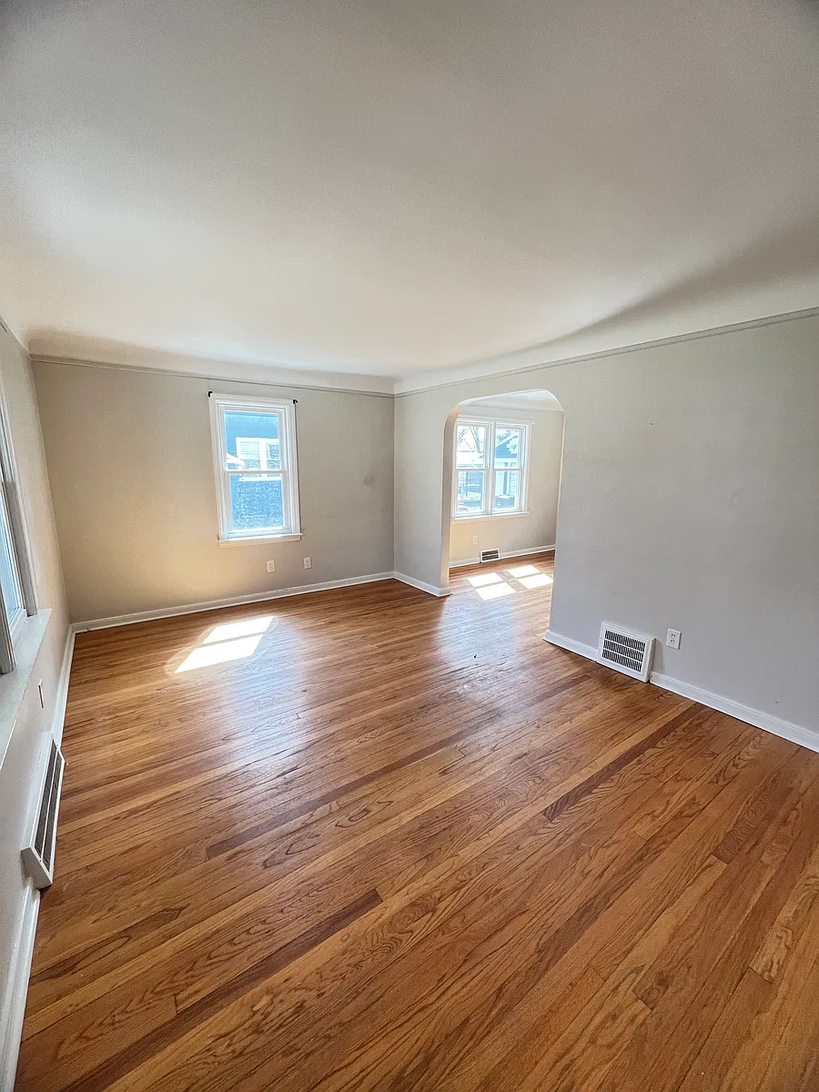 Building Photo - 424 4th St #424