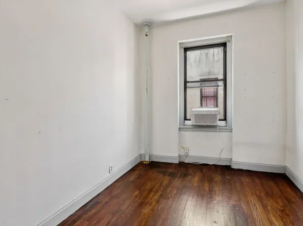 21-16 35th Street image 12 of 15