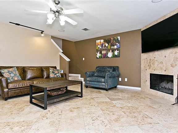 5th image of 315 Crosscreek Dr