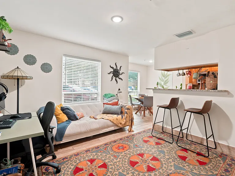 8642 Mallard Reserve Dr #101 — Photo 6