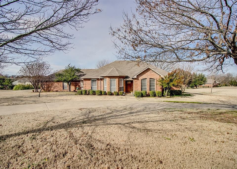 1st image of 1329 Willow Ln