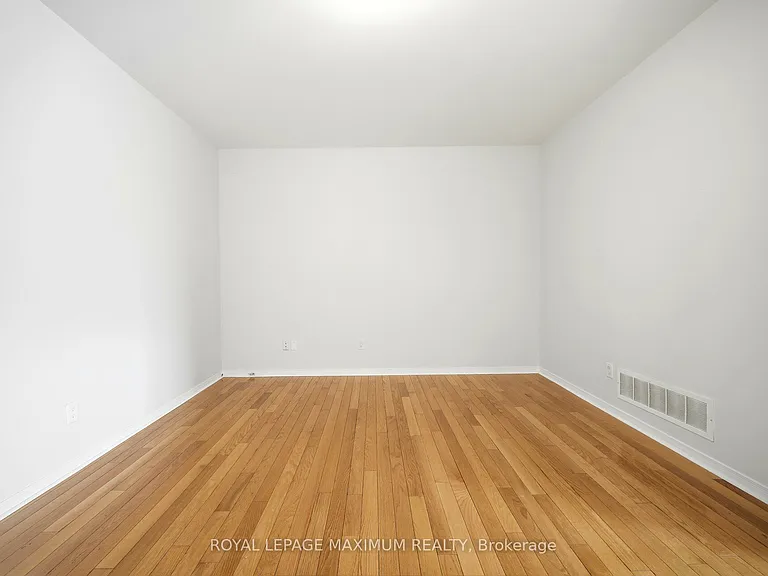 162 Gentile Cir — Photo 10