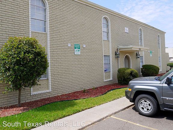2nd image of 1811 Lawndale Ave APT 4