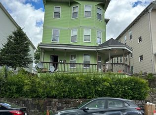 15 Blanche St, Worcester, MA 01604