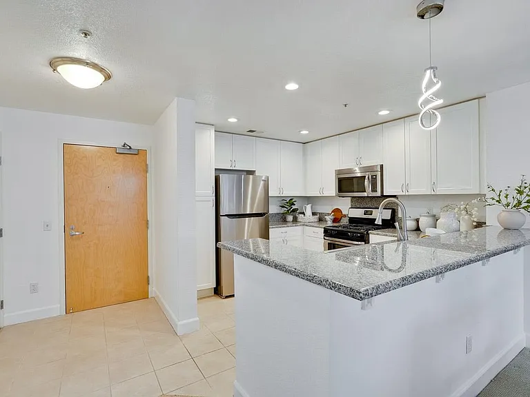 20488 Stevens Creek Blvd #1436 — Photo 14