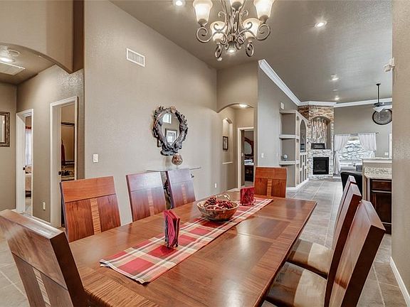 5th image of 5373 Jose Duran Ln