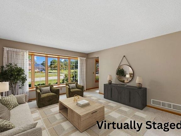 4th image of 8020 Hidden Ct