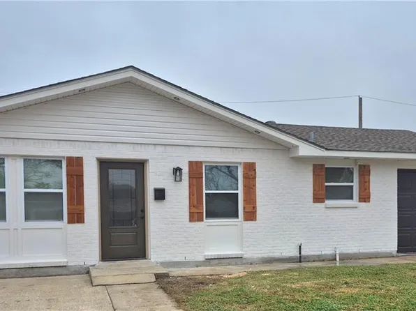 320 Elmwood Dr, La Place, LA 70068