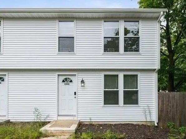 370 E Greystone Rd, Old Bridge, NJ 08857