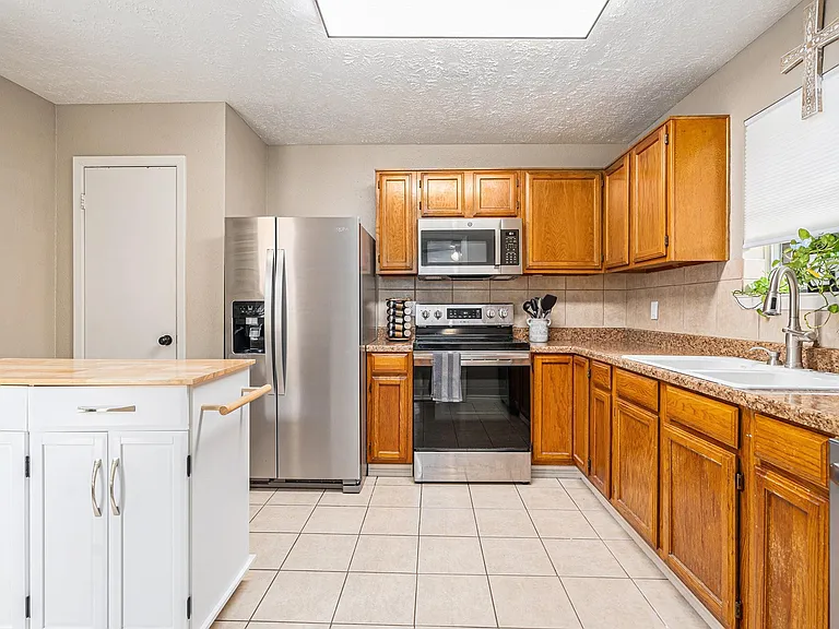 2513 Harpers Ferry Dr — Photo 11