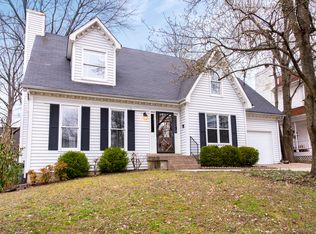 7811 Old Tree Run, Lyndon, KY 40222
