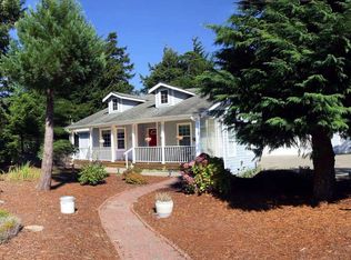 2205 13th St, Florence, OR 97439