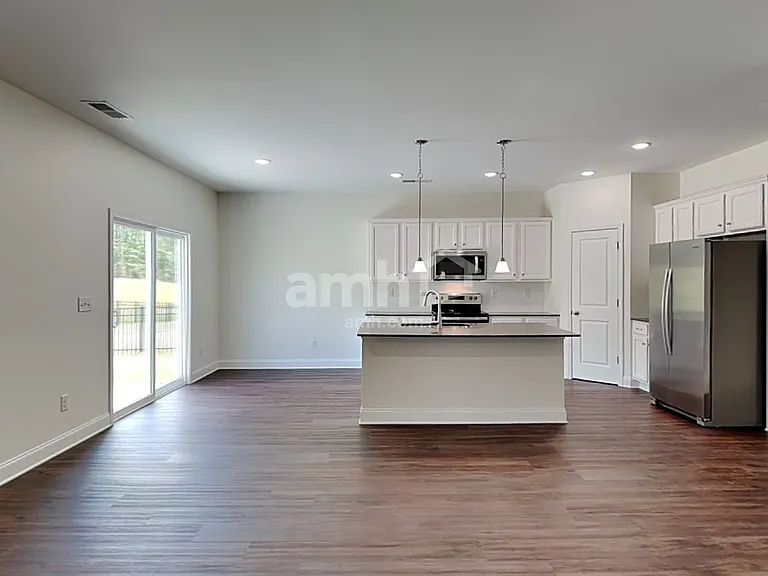 13009 Redwind Dr — Photo 4