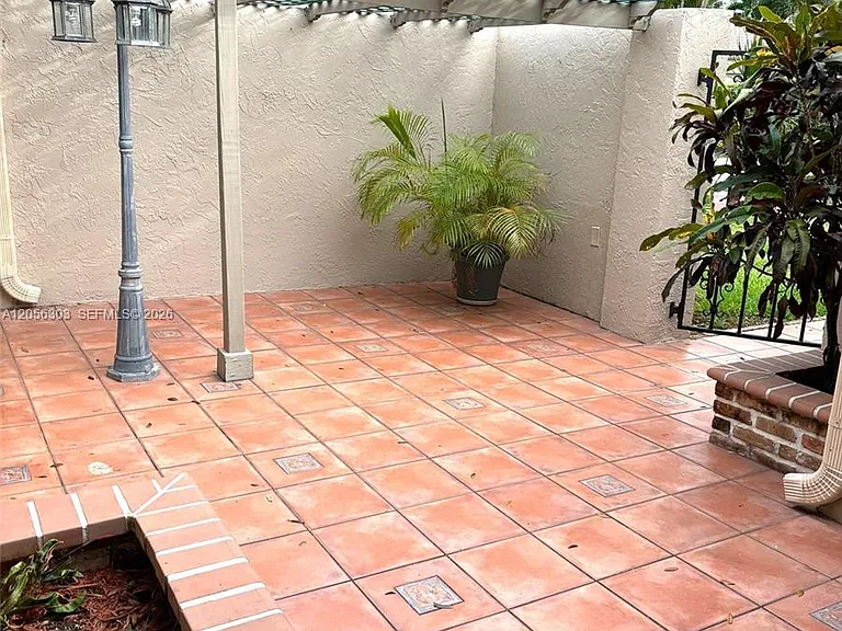613 Patio Village Way — Photo 7
