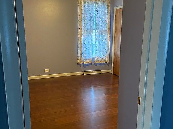 5th image of 1107 Monroe Ave #42