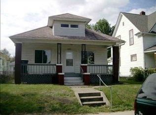 2113 Kemble Ave, South Bend, IN 46613