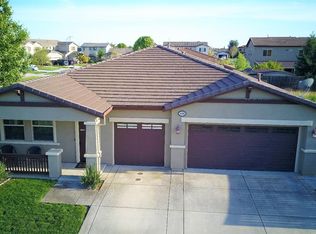 1450 Tarrant Dr, Olivehurst, CA 95961
