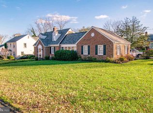 515 Forest View Rd, Linthicum, MD 21090