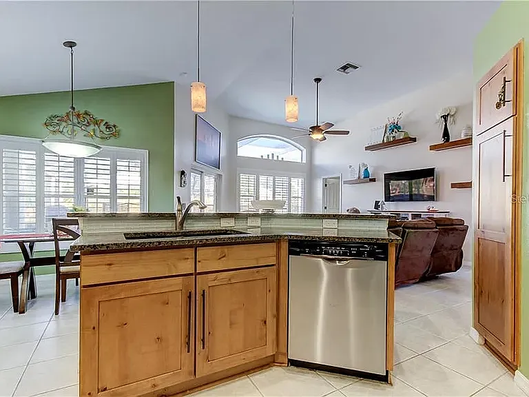 9015 Southbay Dr — Photo 7