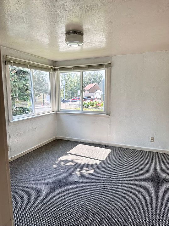 a♡ 1752 Mikahala Way APT A, Honolulu, HI 96816 | Zillow