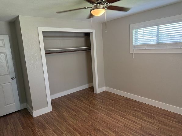 911 E Nezpique St