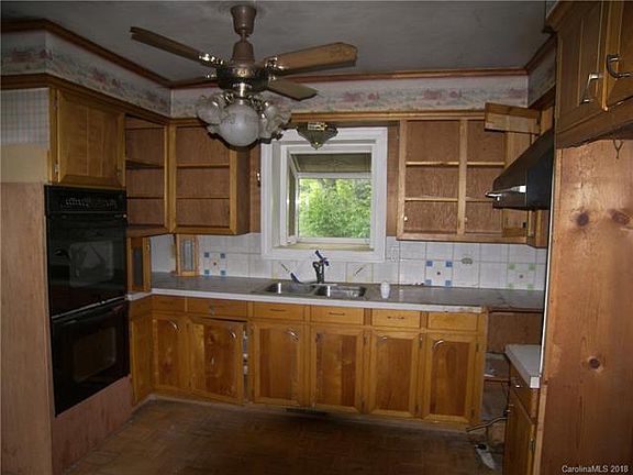 5th image of 7100 City View Dr