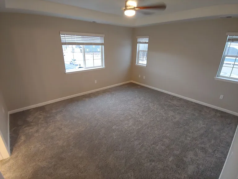 1042 Woodgate Ct — Photo 20