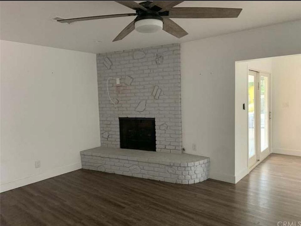 1st image of 1295 N Tulare Way #A