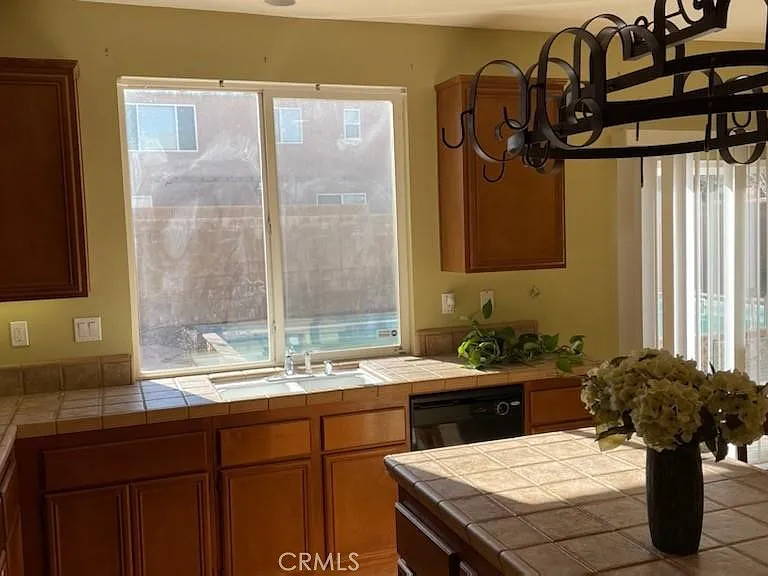 3018 W Milling St — Photo 6