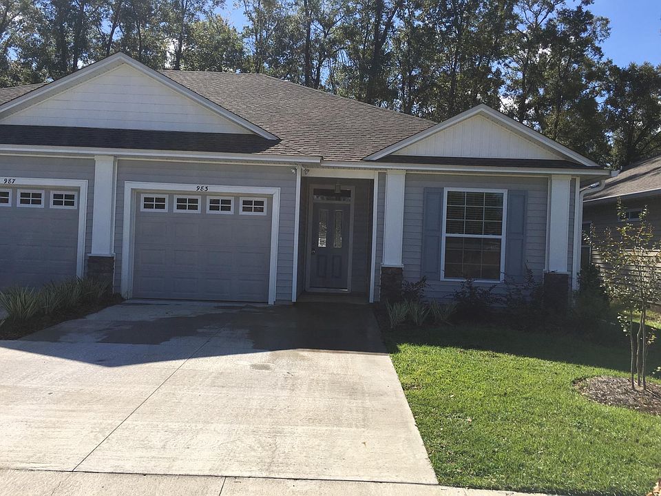 1st image of 983 Chase Creek Cir