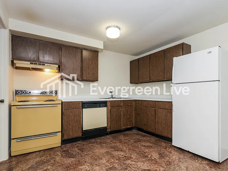 8033 Mount Everest St — Photo 7