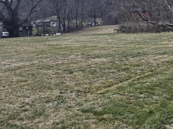 Stateline Rd, Elizabethton, TN 37643