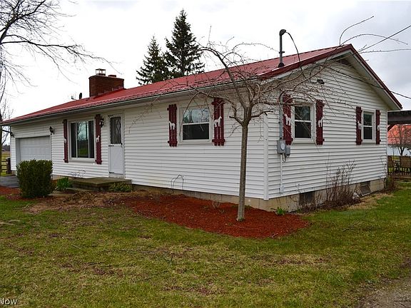 3rd image of 45620 Stewart Rd