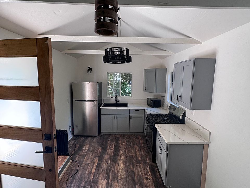 1st image of 800 Toro Canyon Rd