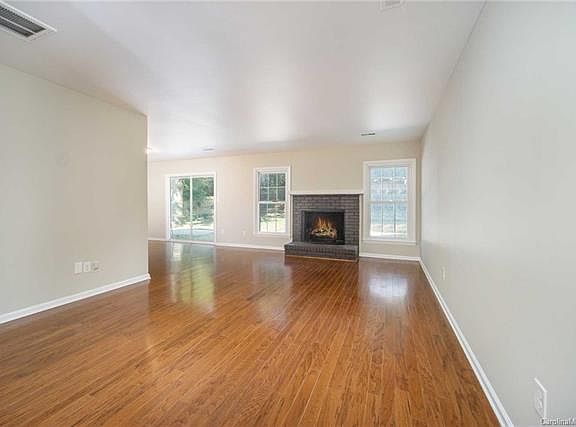 2nd image of 8600 Timbercrest Cres