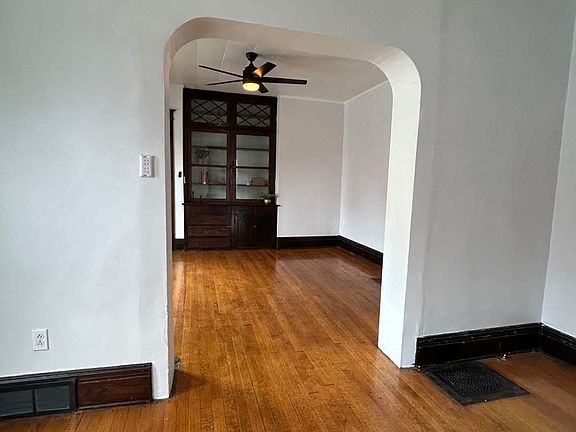3rd image of 22 Park Ave #1