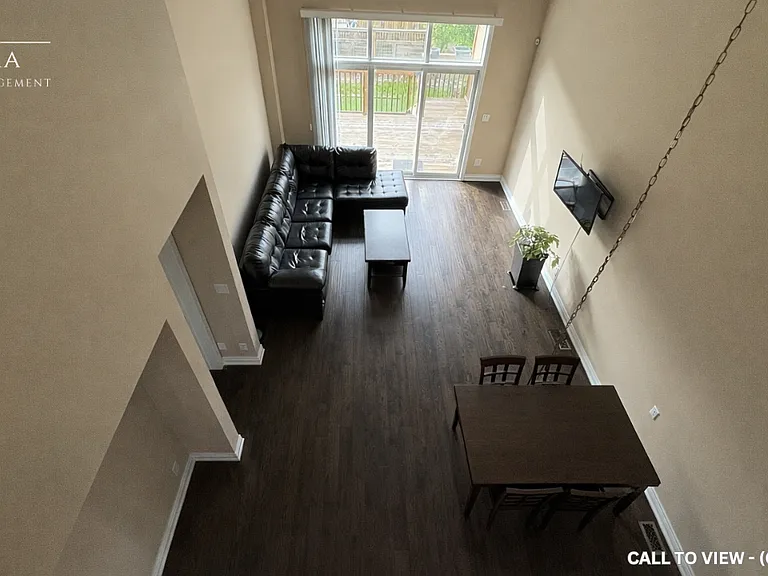 7607 Green Vista Gate — Photo 3